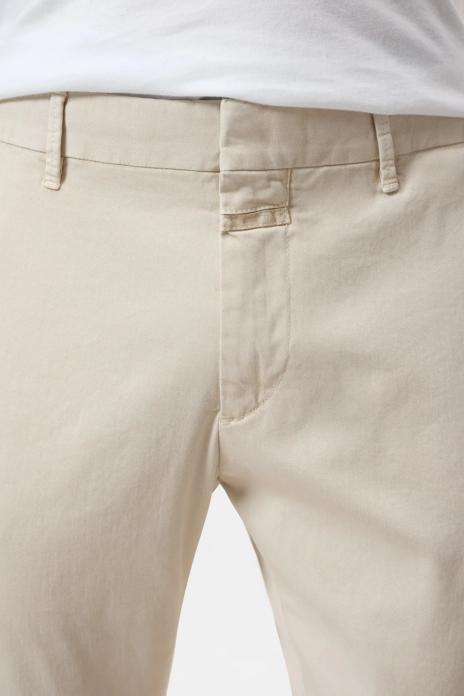 Closed Clifton True  - Lime Beige